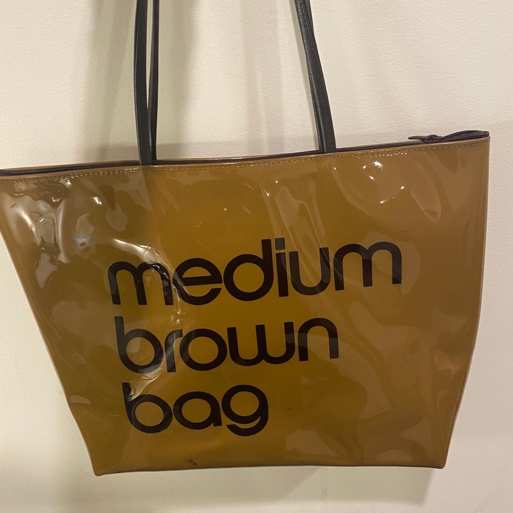 Medium brown bag